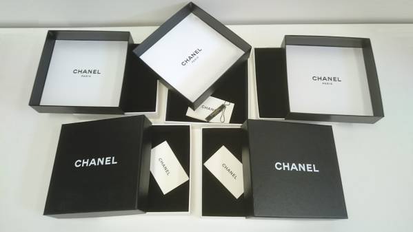 シャネル CHANEL 箱 空箱 黒 ケース BOX 小物用 アクセサリー用 内箱