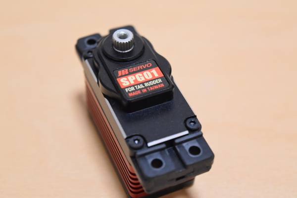 Futaba 3PV 2.4G 送信機のみ￼ JR DS 8401サーボ 5個セットです。 JR サーボ 8401サーボ RC Graves