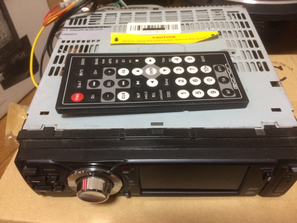 eononモニター付きDVDプレーヤー