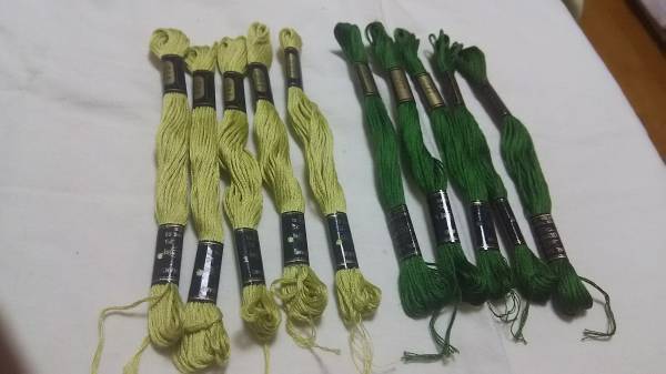 オリンパス刺繍糸、277、561番_1