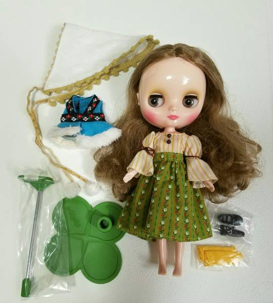 ミディブライス　デインティ・メドウ