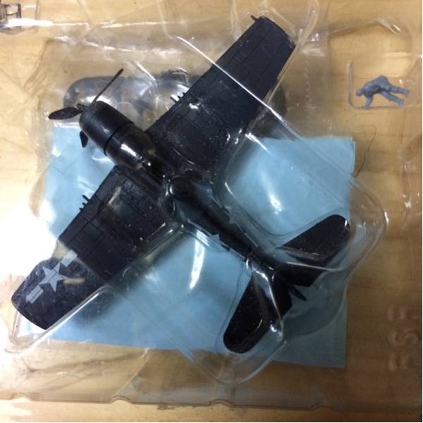 1/144 WCC グラマンF6F-5ヘルキャット_2