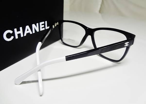 シャネル☆CHANELメガネフレーム☆BK×WT人気モデル