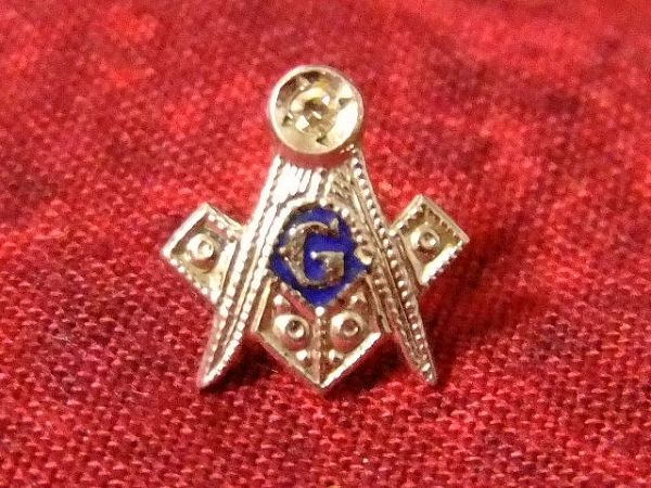 Vintage◆フリーメイソン 10K ホワイトゴールド 繊細彫刻 ピンバッジ