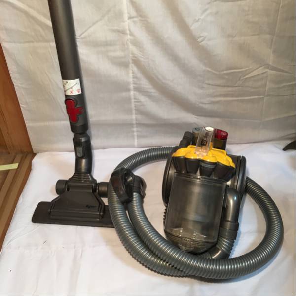 ダイソン DC26 掃除機(ダイソン)｜売買されたオークション情報、yahooの商品情報をアーカイブ公開 - オークファン（aucfan.com）