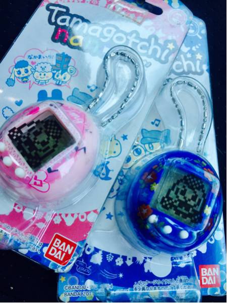 Tamagotchi Nano たまごっちナノ 2色セット たまごっち 売買されたオークション情報 Yahooの商品情報をアーカイブ公開 オークファン Aucfan Com