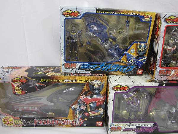 仮面ライダー龍騎 - 仮面ライダー王蛇 BANDAI R&M4 R&M 7体