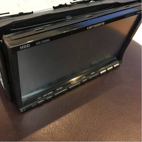ジャンク カロッツェリア HDD AVIC-ZH0099 0 カーナビ carrozzeria j