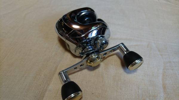 シマノ　アンタレスＤＣ７　左　オーシャンマークハンドル付き