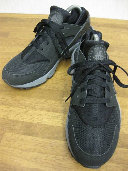 NIKE AIR HUARACHE 黒/グレー ２８ USED ハラチ