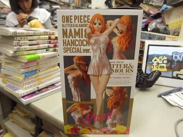 ワンピース ナミ フィギュア Glitter Glamours Nami Hancock Special ピンク ナミ 売買されたオークション情報 Yahooの商品情報をアーカイブ公開 オークファン Aucfan Com