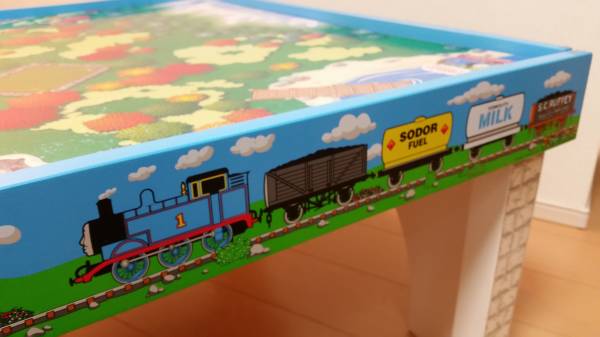 ラーニングカーブ きかんしゃトーマス木製プレイテーブルSサイズ 机