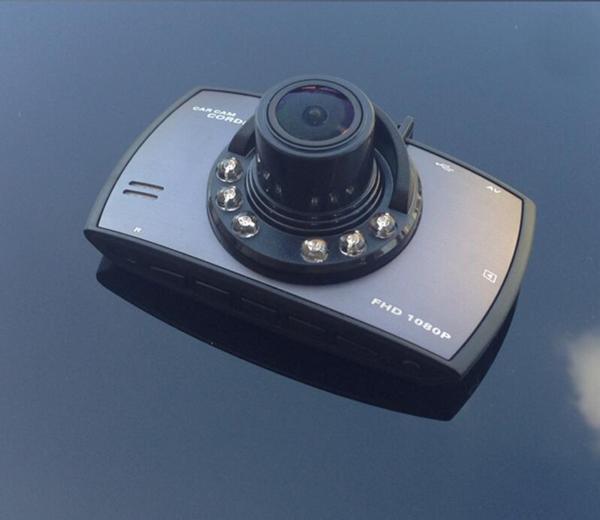 [大量] リアカメラ付き 1080P ドライブレコーダー 280度視野角 駐車監視 G-sensor 暗視録画 エンジン連動 上書き記録 D82_3