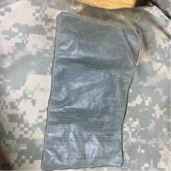 美品 ACU UCP SPCS Mサイズ ソフトアーマー入り 米軍 実物 放出品 KDH