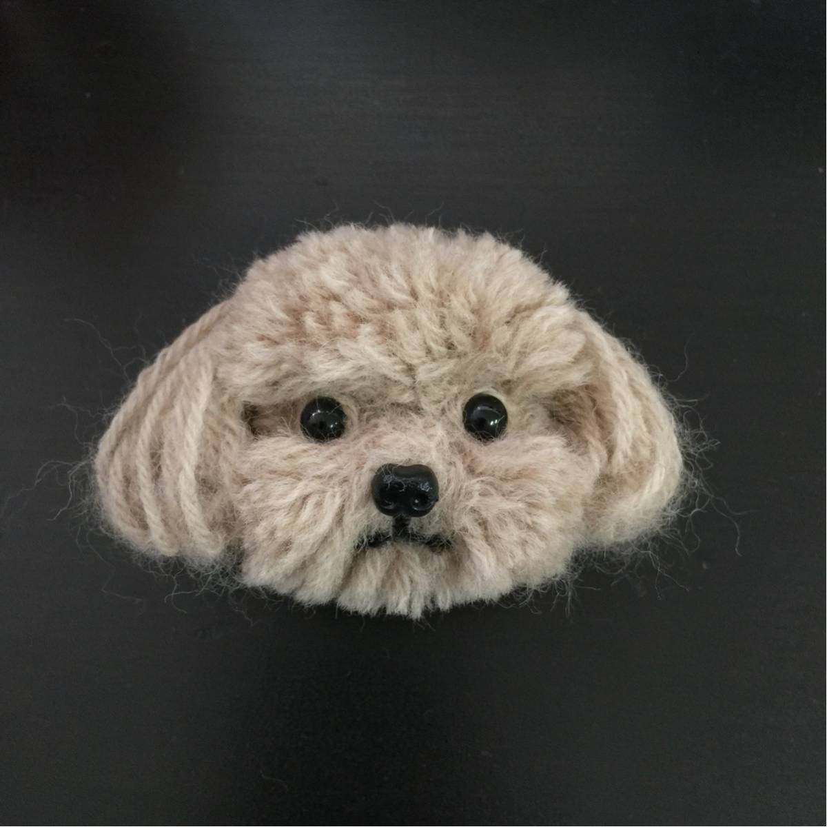 動物ぽんぽん 犬ぽんぽん トイプードル ベージュ ブラウン ハンドメイド ブローチ加工可 イヌ一般 売買されたオークション情報 Yahooの商品情報をアーカイブ公開 オークファン Aucfan Com