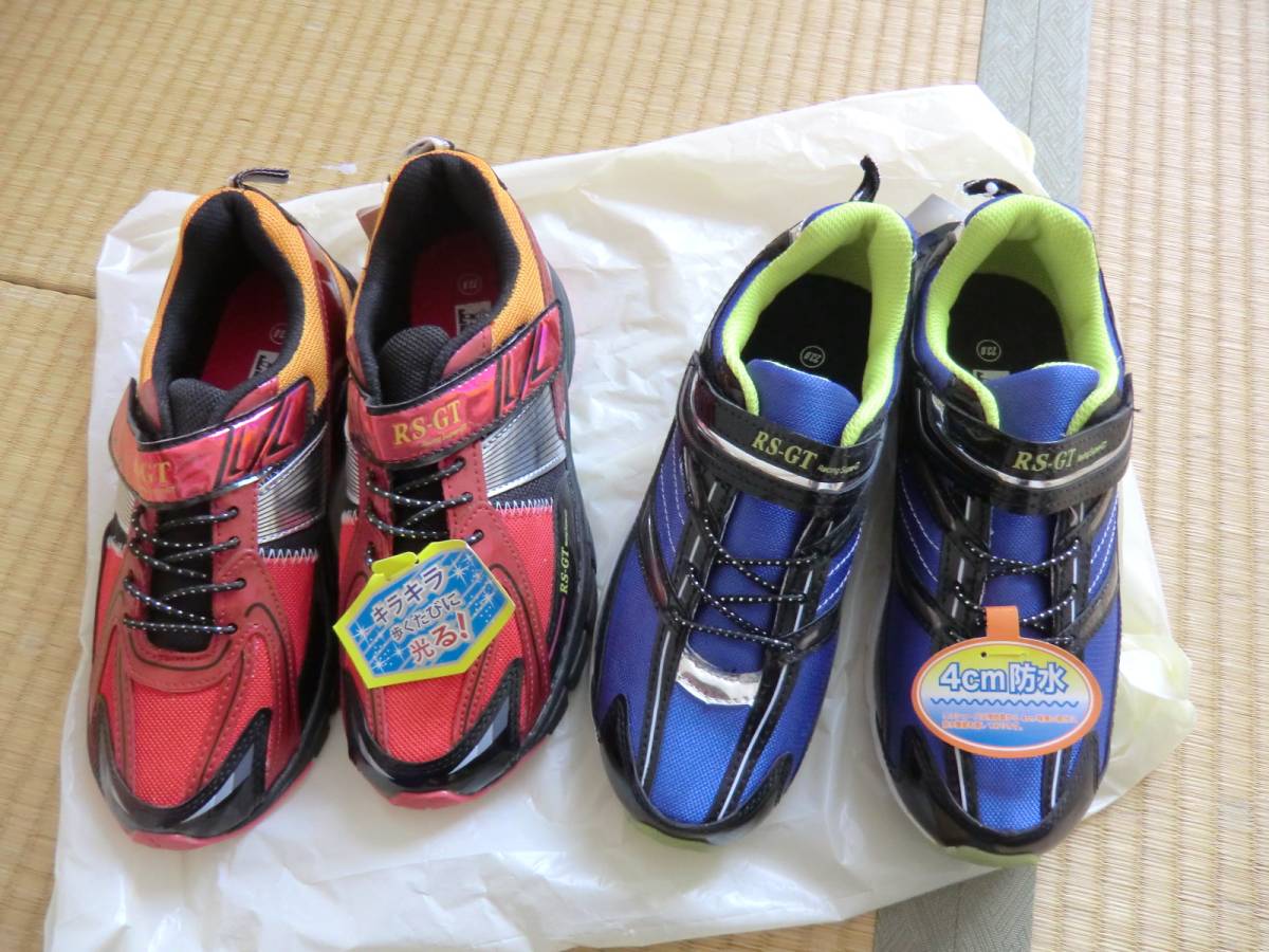 タグ付き ｒｓ ｇｔ 光るスニーカー 他計２足 ２３センチ 運動靴 23cm 売買されたオークション情報 Yahooの商品情報をアーカイブ公開 オークファン Aucfan Com