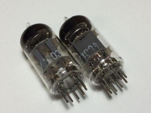 c4272-11 Mullard ムラード M8136 CV4003 (12AU7/ECC82) 真空管 2本セット 動作品