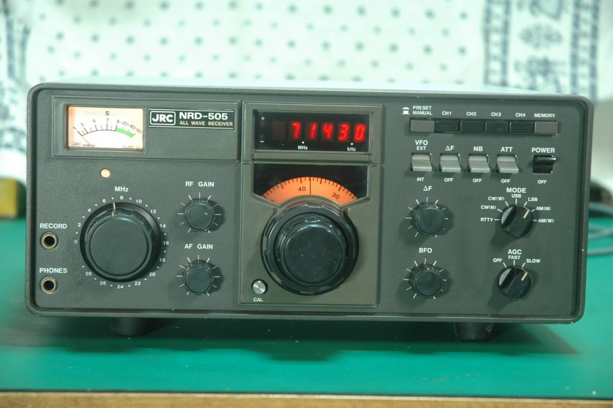 JRC NRD-505 受信機 JRCの高級受信機 NRD-505 動作品です