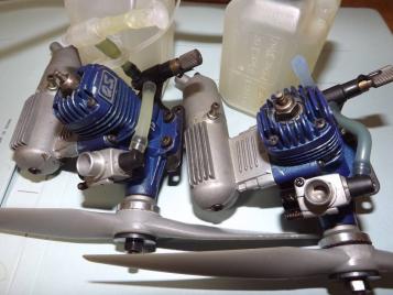 エンジンOS-LA15　２台　（代理出品）