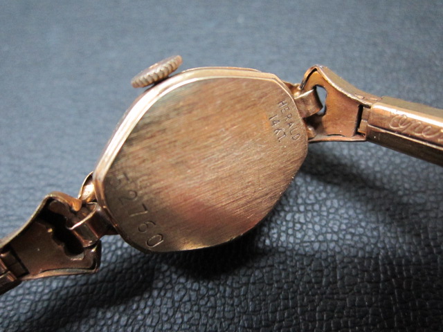 WITTNAUER ウィットナー(10K.G.FILLED)、HERALD ヘラルド(14KT) 手巻き