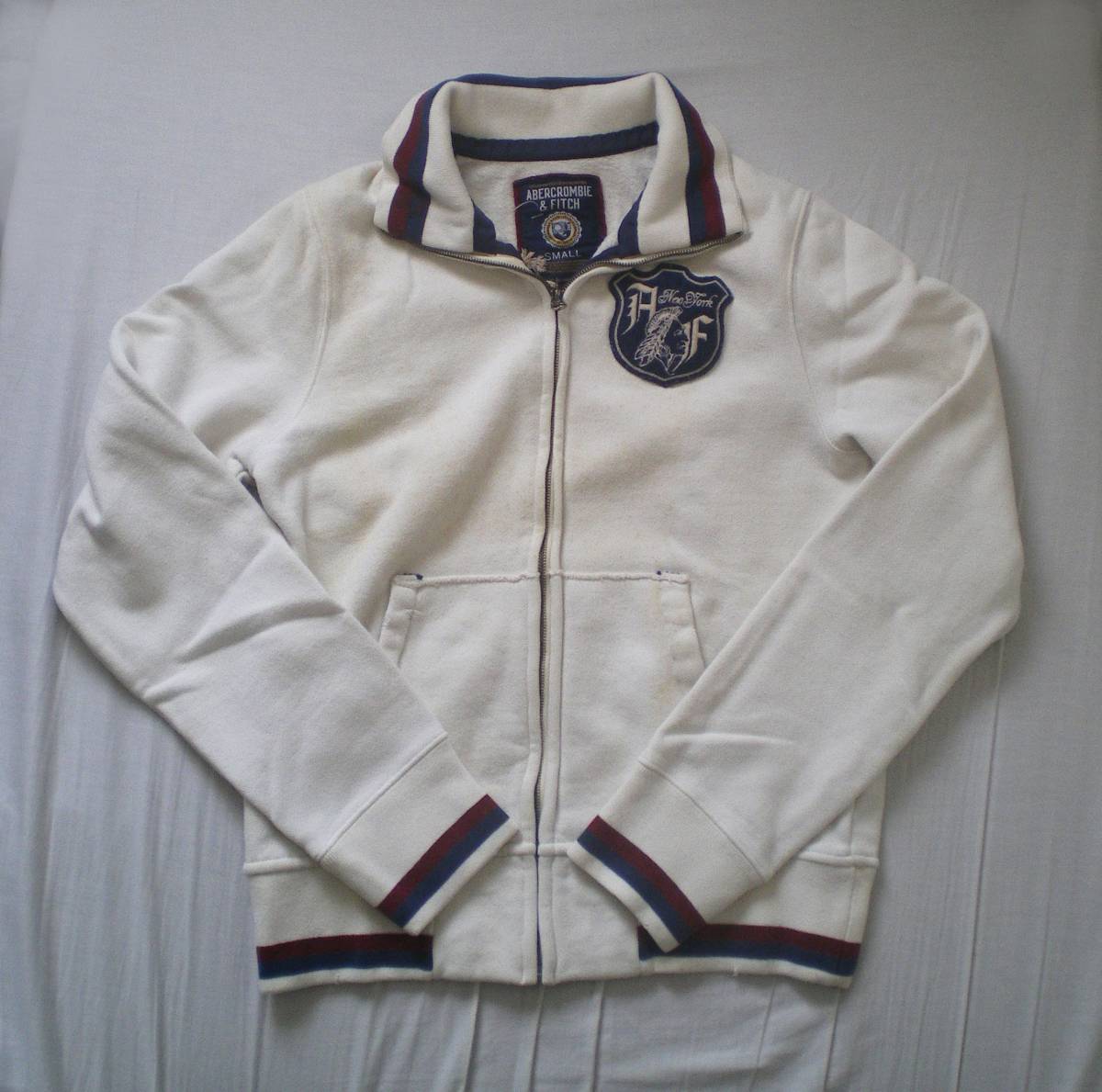 ABERCROMBIE AND FITCH トラックジャケット サイズ S