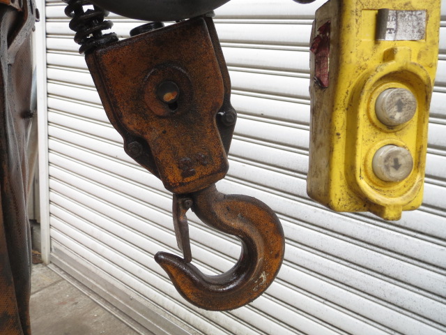 【新でん】KITO/キトー トロリ付き2ton電動チェーンブロック EF2【中古】