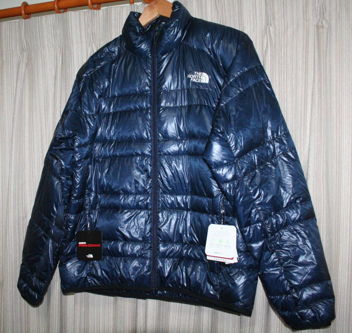 【未使用タグ付き】ノースフェイス　ライトヒートジャケット　ドレスブルー　ＸＬ