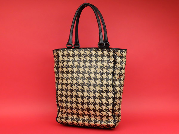 【BOTTEGA VENETAボッテガヴェネタ】イントレチャート★トートバッグ★千鳥格子柄★ラムスキン★黒ブラック×ベージュ★