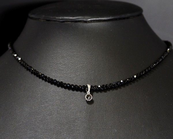 K18 馬蹄ネックレス 0.15ct ブルーストーン 揺れるストーン プレB付き! 約2.5ct 揺れる ハート ダイヤ ネック Wタイプ(pt 1