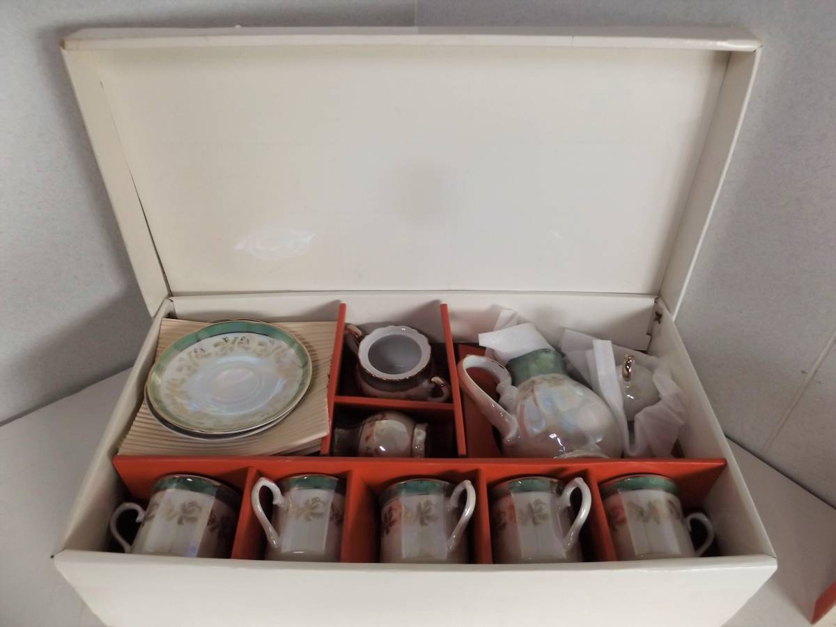 値下げ交渉☆未使用☆カップ＆ソーサー5客 ティーポットセット