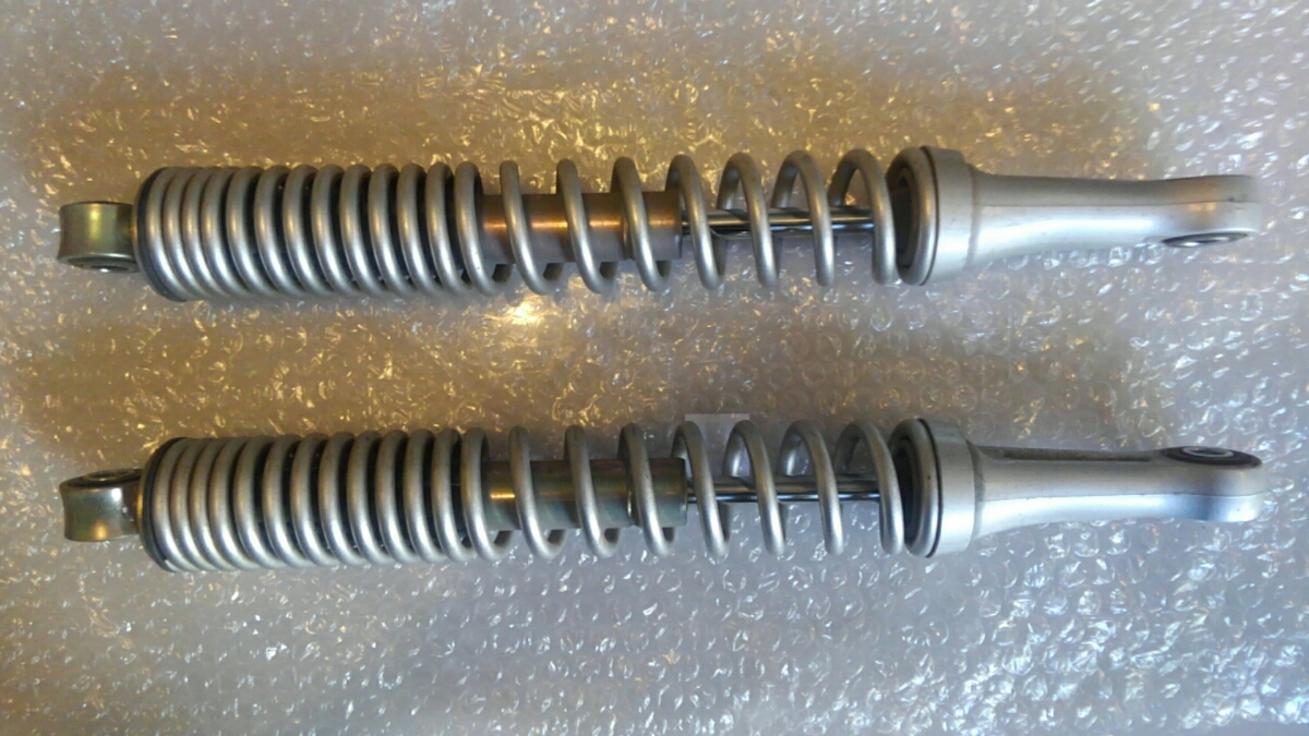 スーパーカブ　JA10 プロ外し　純正　リア　サスペンション　AA04　クロスカブに　穴～穴センター間　365mm　即決有り プレス リトル他売切_3