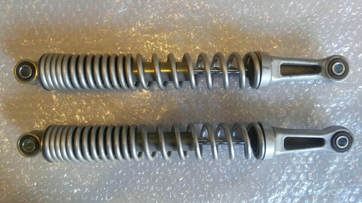 スーパーカブ　JA10 プロ外し　純正　リア　サスペンション　AA04　クロスカブに　穴～穴センター間　365mm　即決有り プレス リトル他売切_4