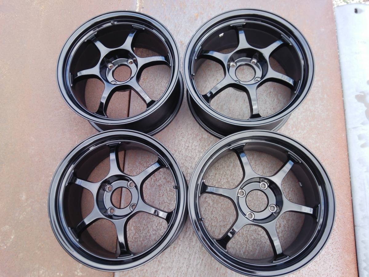 アドバンRG　8.5J　+37　PCD114.3　17inc　4本！