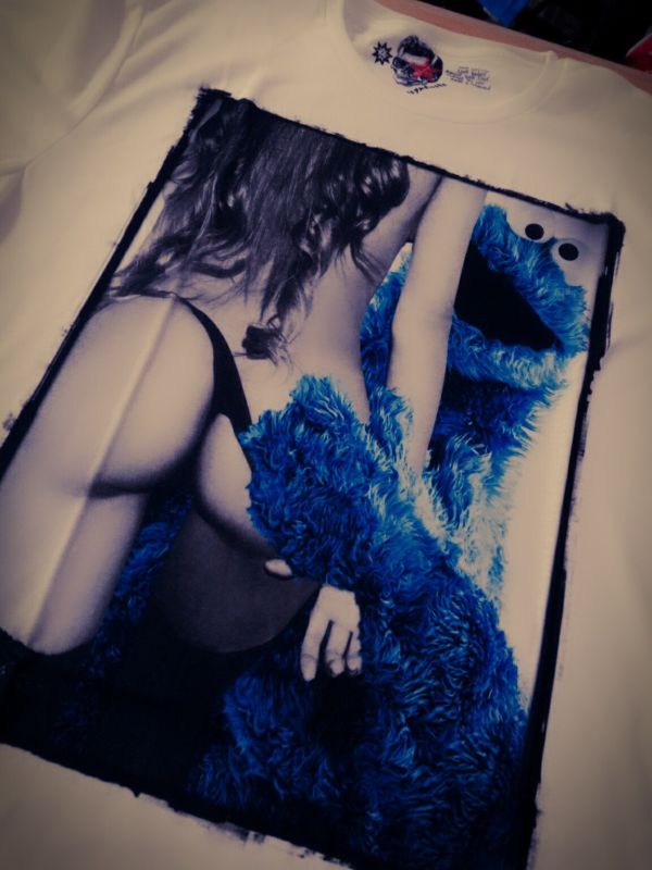 【イーワンシンジケート】E1SYNDICATE Ｔシャツ☆セクシークッキーモンスター tシャツ（レディースファッション）の通販 クッキーモンスター tシャツ