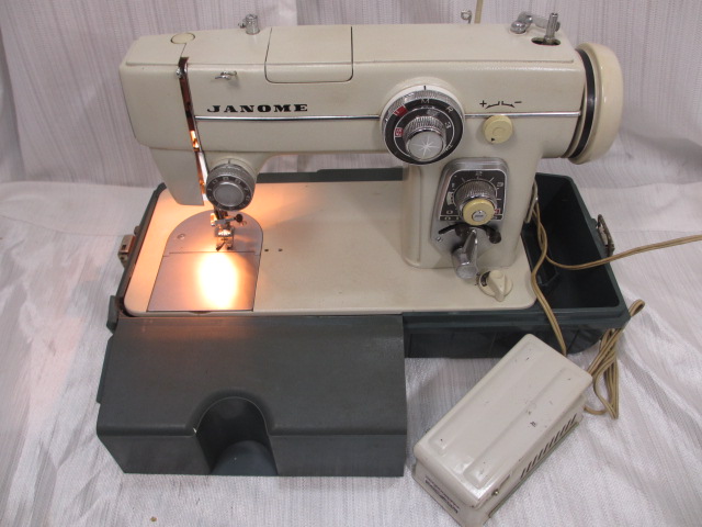 ジャンク品☆税込☆ジャノメ[JANOME]MODEL 680 電動ミシン