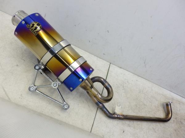 トリシティ TRICITY125 SE82J SP忠男 PURESPORT S TitanBlue マフラー 美品 迅速出荷 即決落札で送料無料【R511】