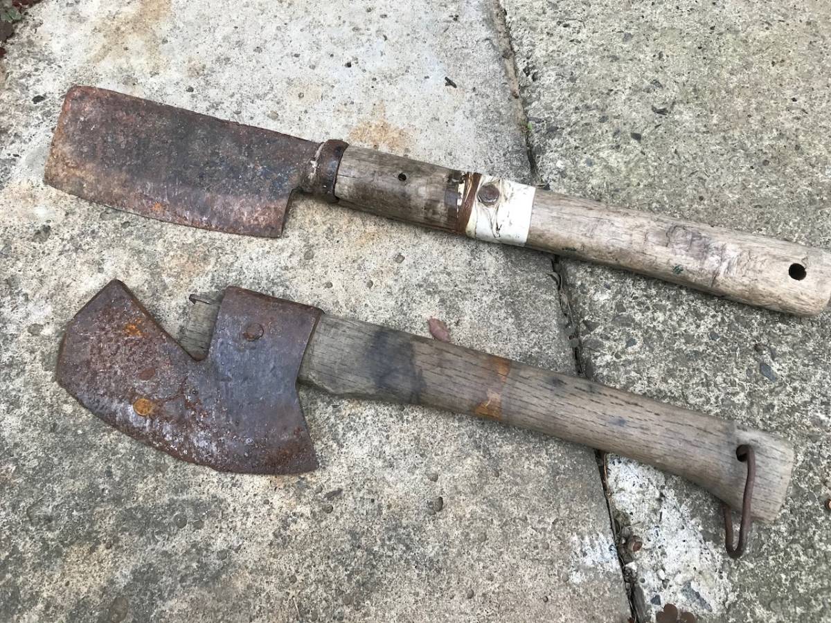 中古 古い鉈ナタ2本セット 全長約43cmと35cm /薪割り用斧/なた