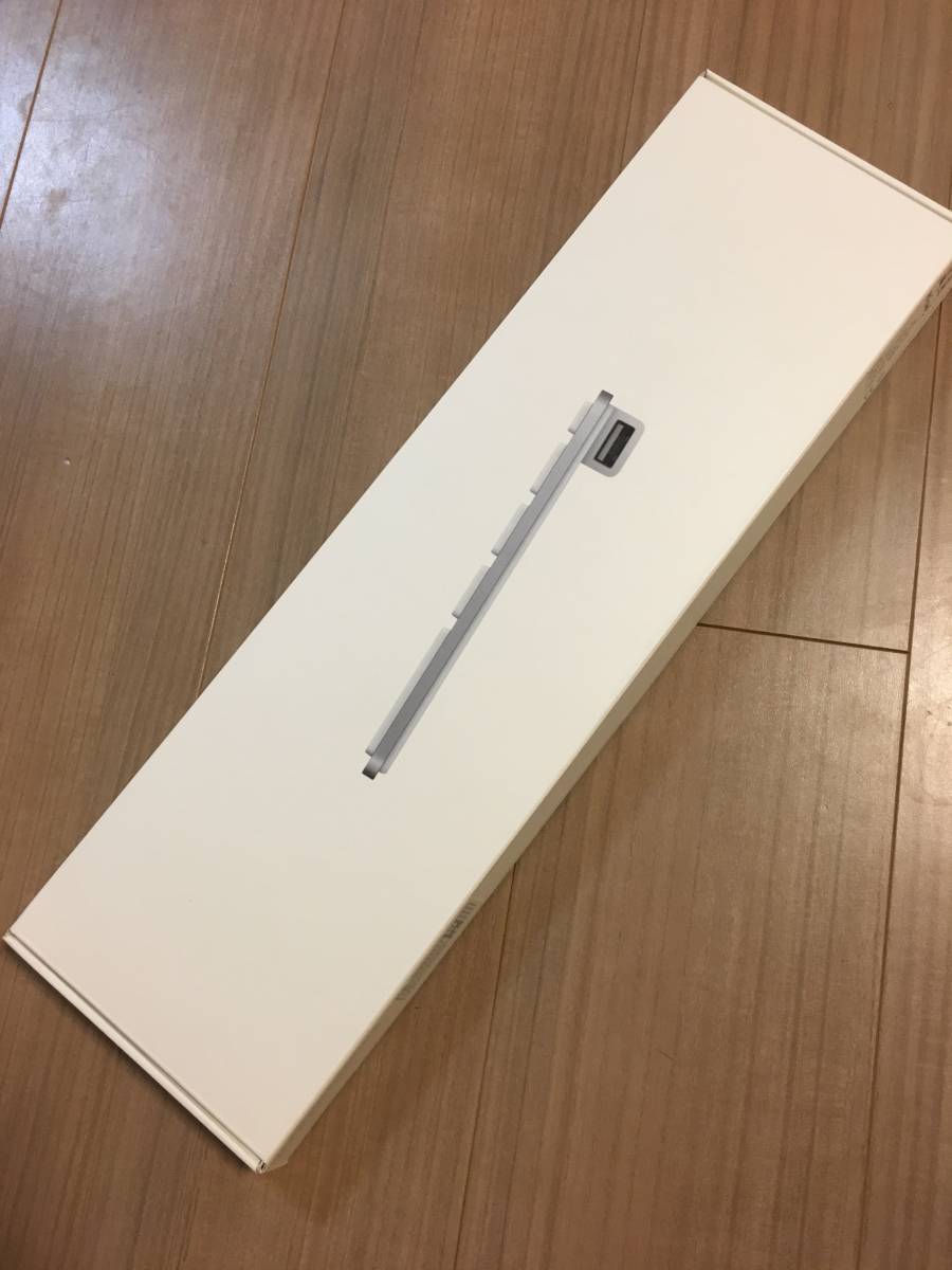 【超美品】Apple Keyboard テンキー付（MB110J/B）Model: A1243