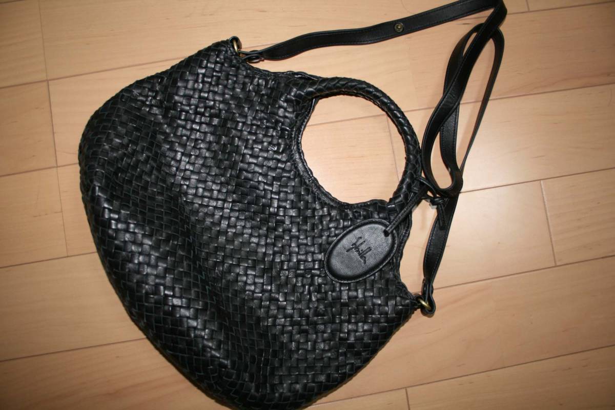 シビラ　バック