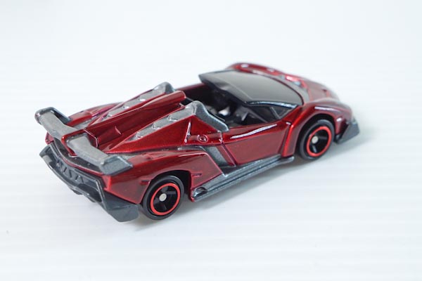 開封未使用品】 トミカ ランボルギーニ ヴェネーノ ロードスター