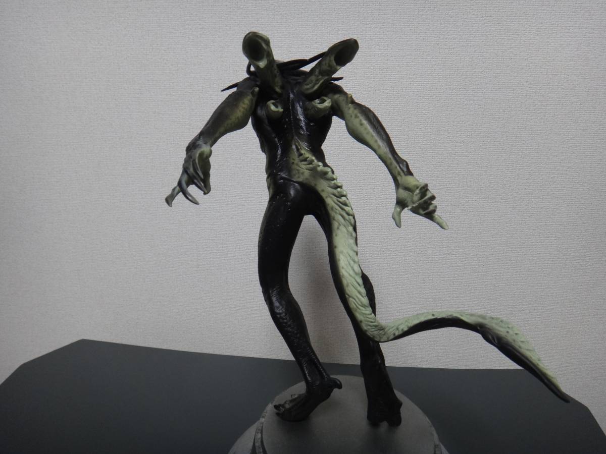 サイドショウ AVP2 - 1⁄1スケール プロップレプリカ プレデター スピア