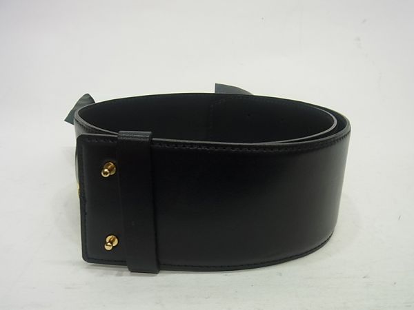 TOGAトーガ　パテントリボン　レザーワイドベルト　本物　aa　R　1124　012679