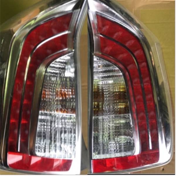 プリウス ZVW30 後期 テールレンズセット