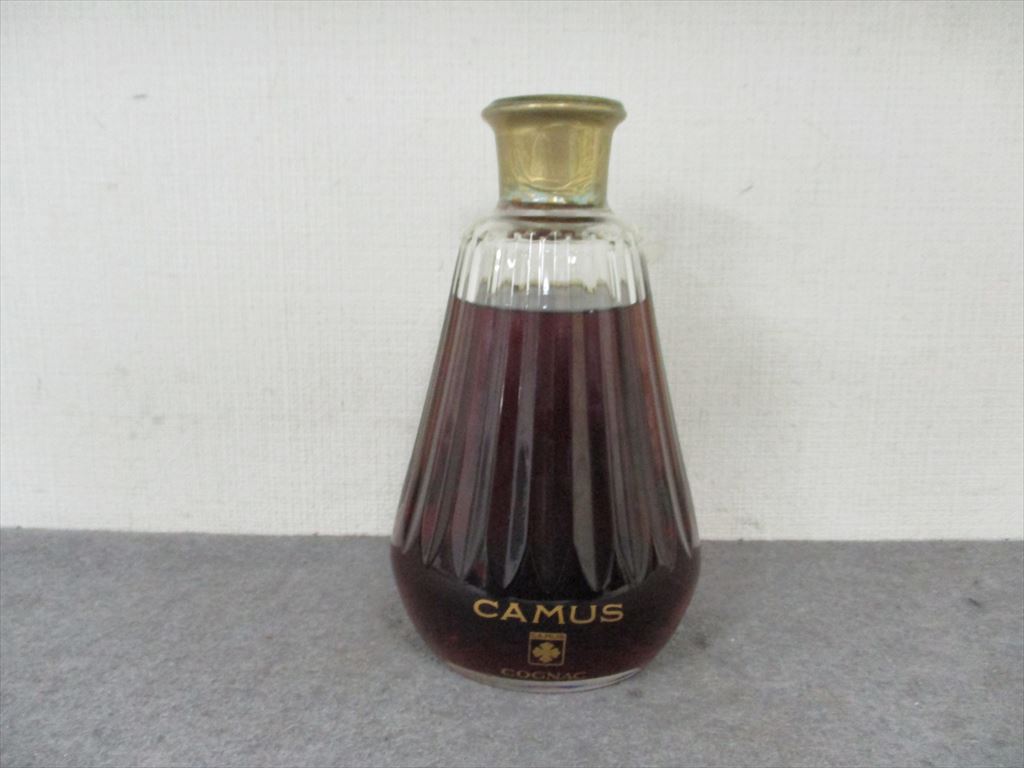 カラフェ カミュ バカラ ブランデー CAMUS 未開栓CAMUS コニャック