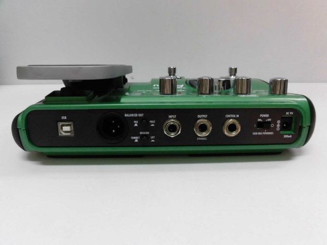 廃盤モデル ZOOM アコースティックギターエフェクター A2 ZOOM A2.1u