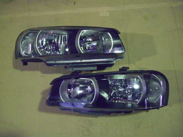 R34 スカイライン 純正 HID ヘッドライト 左右 キセノン BNR34