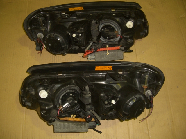 R34 スカイライン 純正 HID ヘッドライト 左右 キセノン BNR34