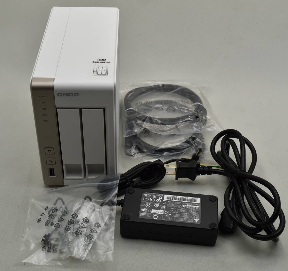 NASケース QNAP TS-251/メモリ8G