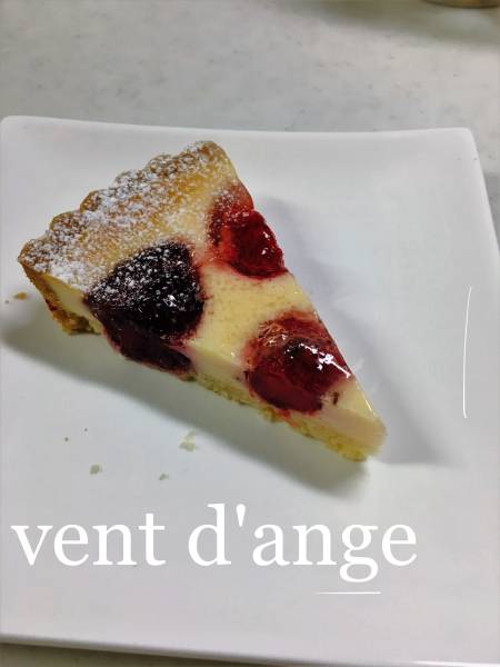 ☆いちごのミルキータルト　ホール　直径18㎝☆_2