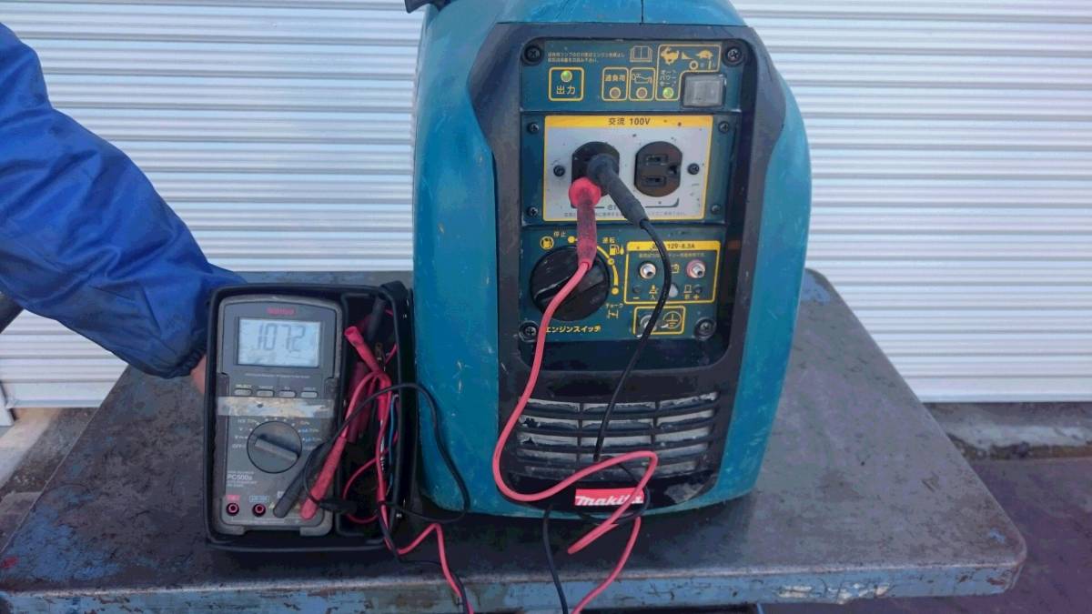 マキタ Makita G140IS インバータ発電機　中古品 マキタ makita インバータ発電機 G140IS 中古品 インバータ発電機